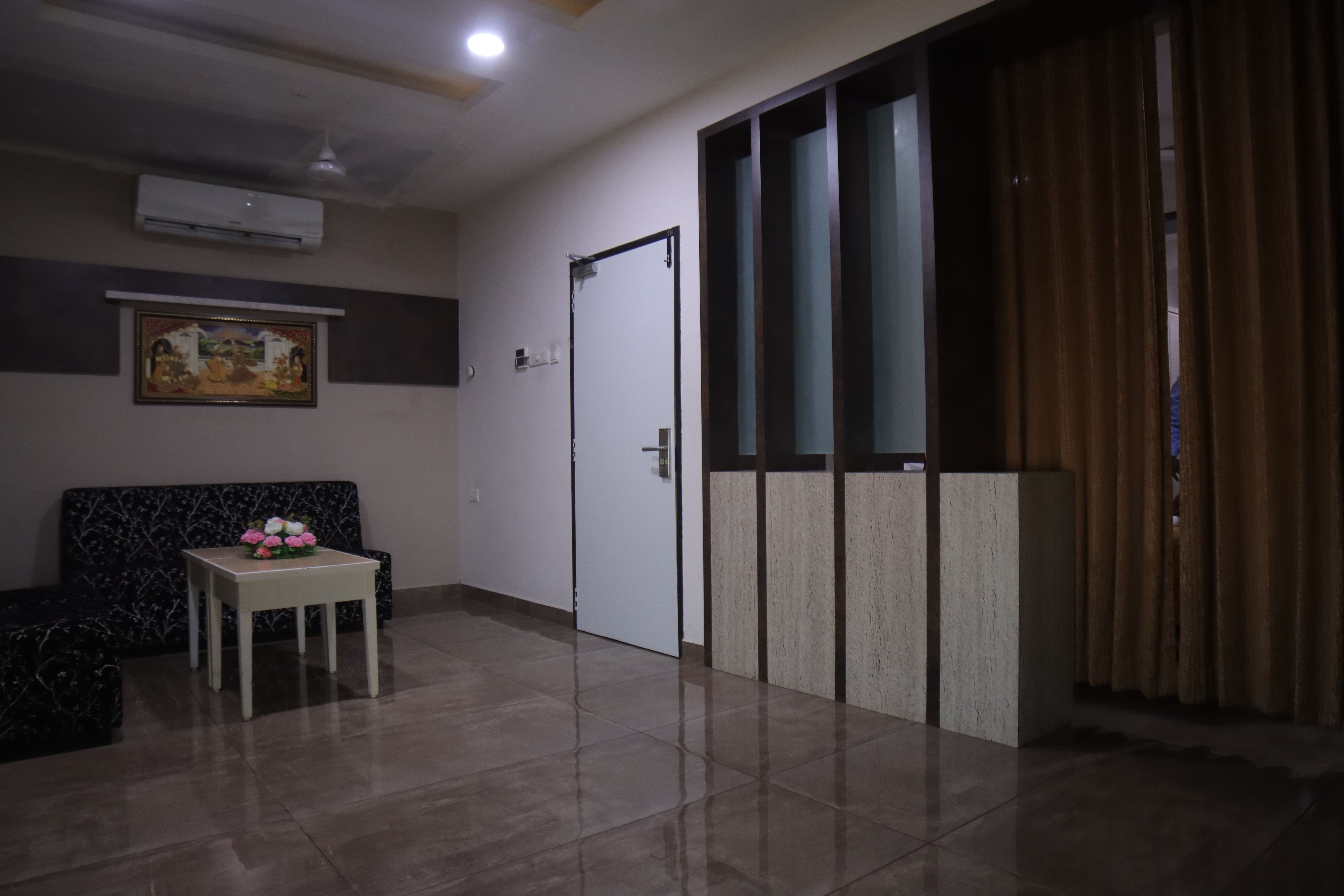PLA Residency Annex - SUITE ROOM